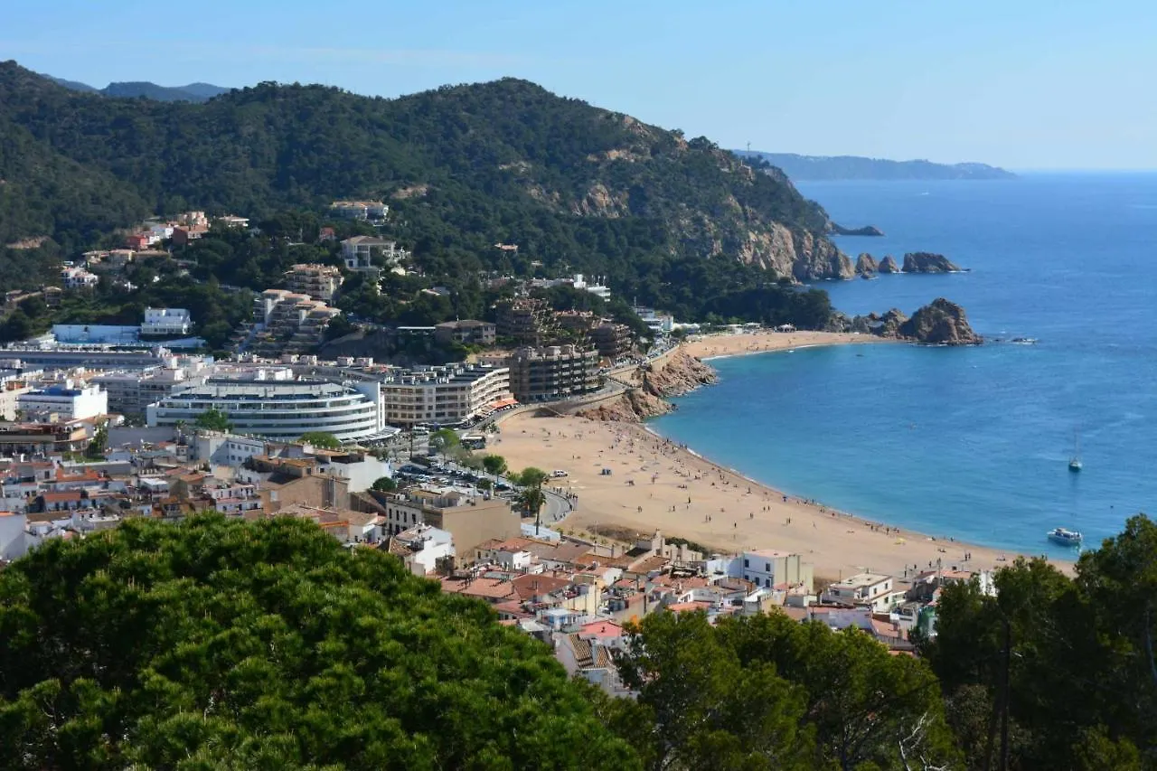 Apartamento Ancora primera linea de playa para 6 personas en Tossa de Mar España