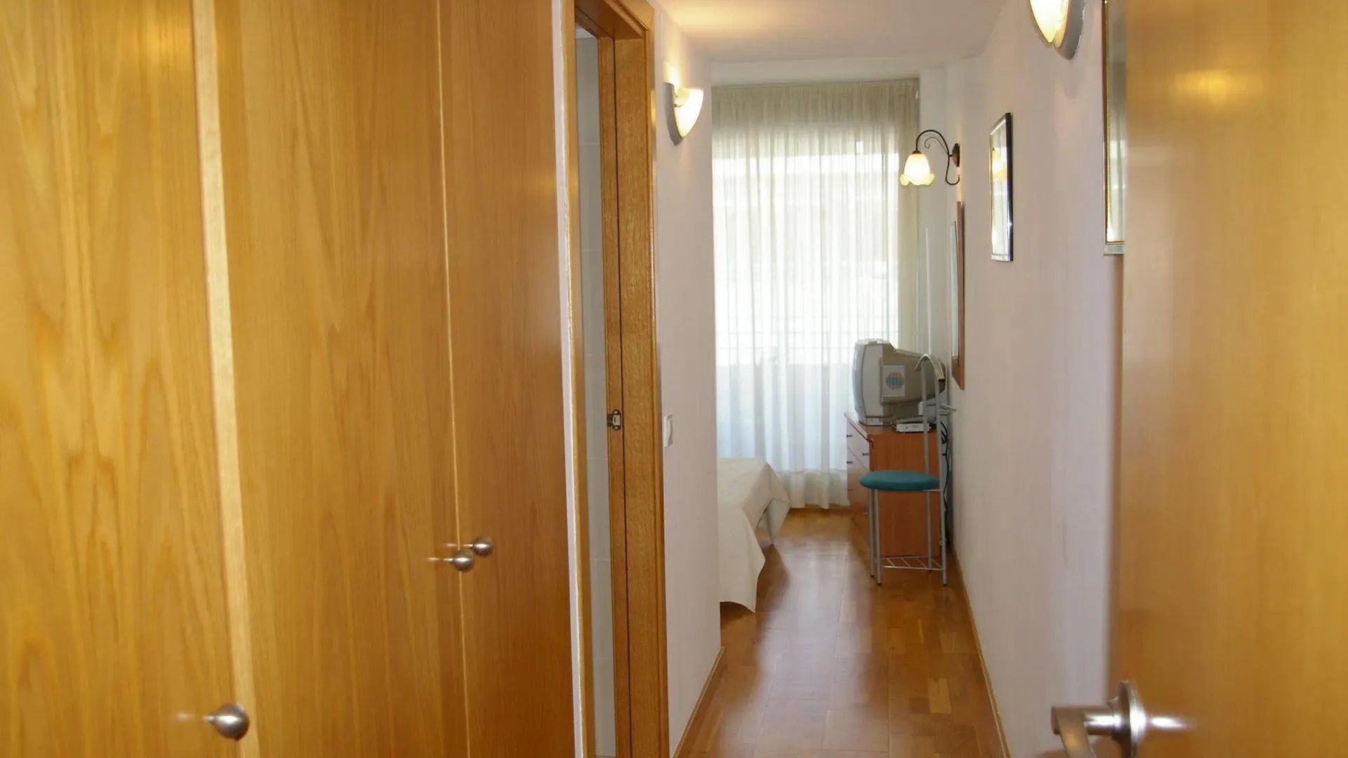 Apartamento Ancora primera linea de playa para 6 personas en Tossa de Mar 0*,